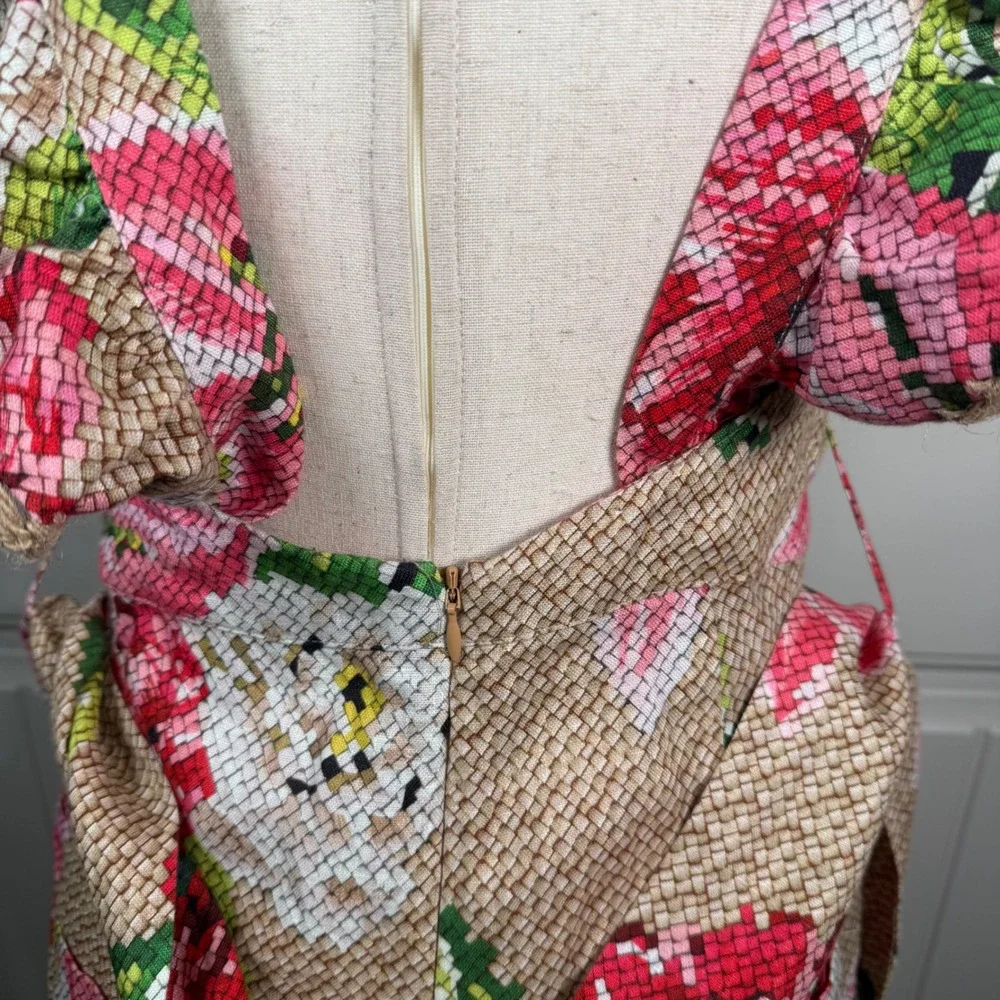 Farm Rio Floral Romper Womens Size S Beige Pink Linen Blend Boho Tropical Summer